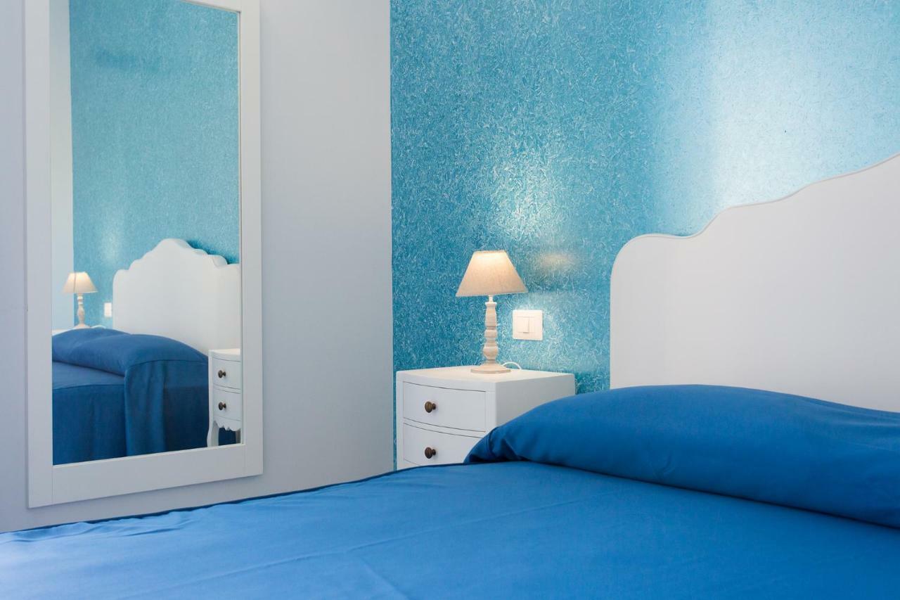Odysseus Hotel Липари Экстерьер фото