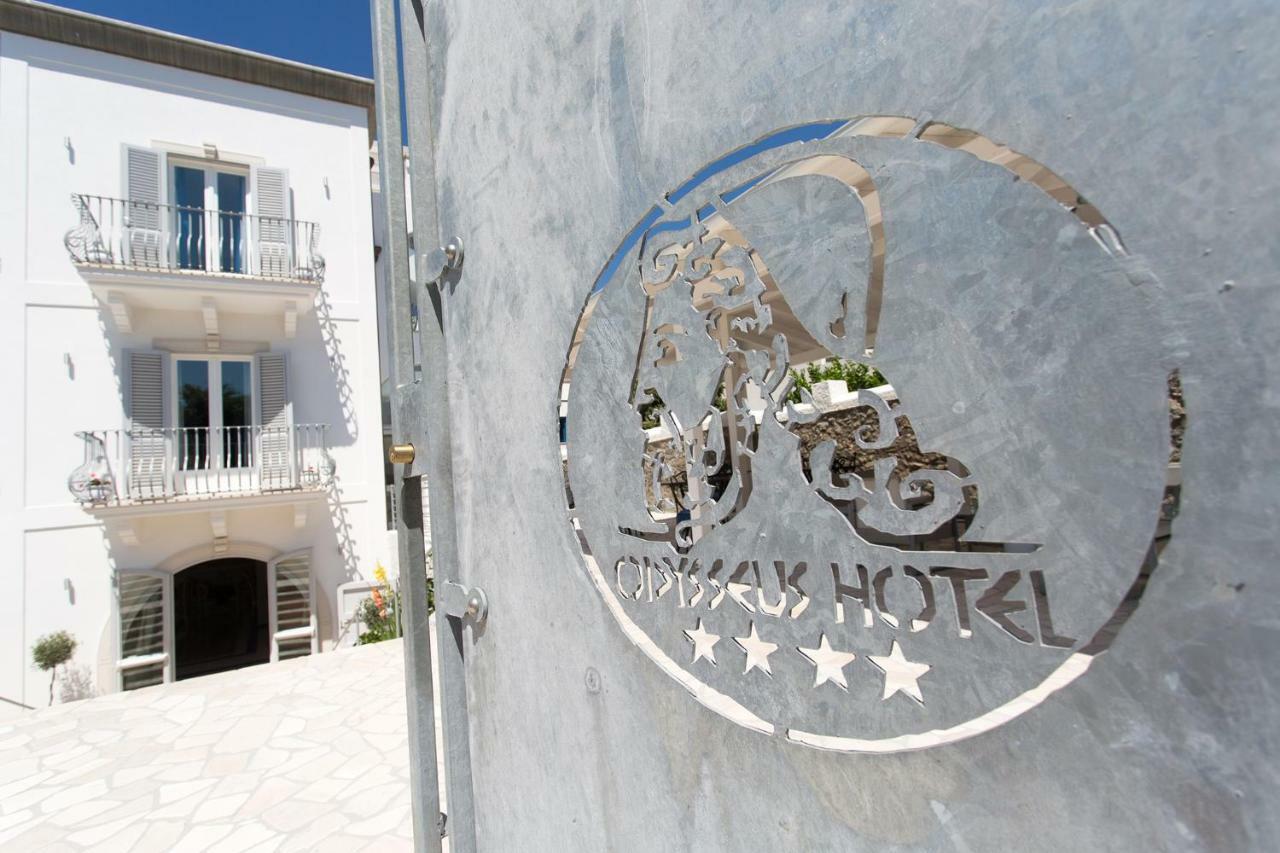 Odysseus Hotel Липари Экстерьер фото